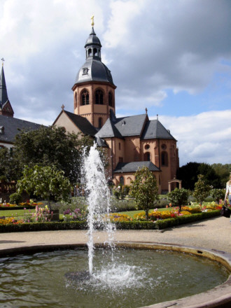 05 08 06 Seligenstadt Basilika