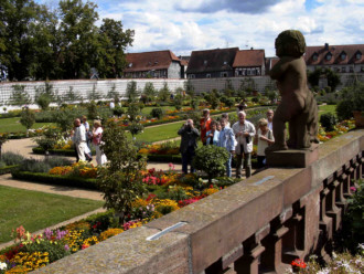 05 08 06 Seligenstadt Klostergarten