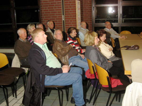 db Kleine Zuhorerschar1