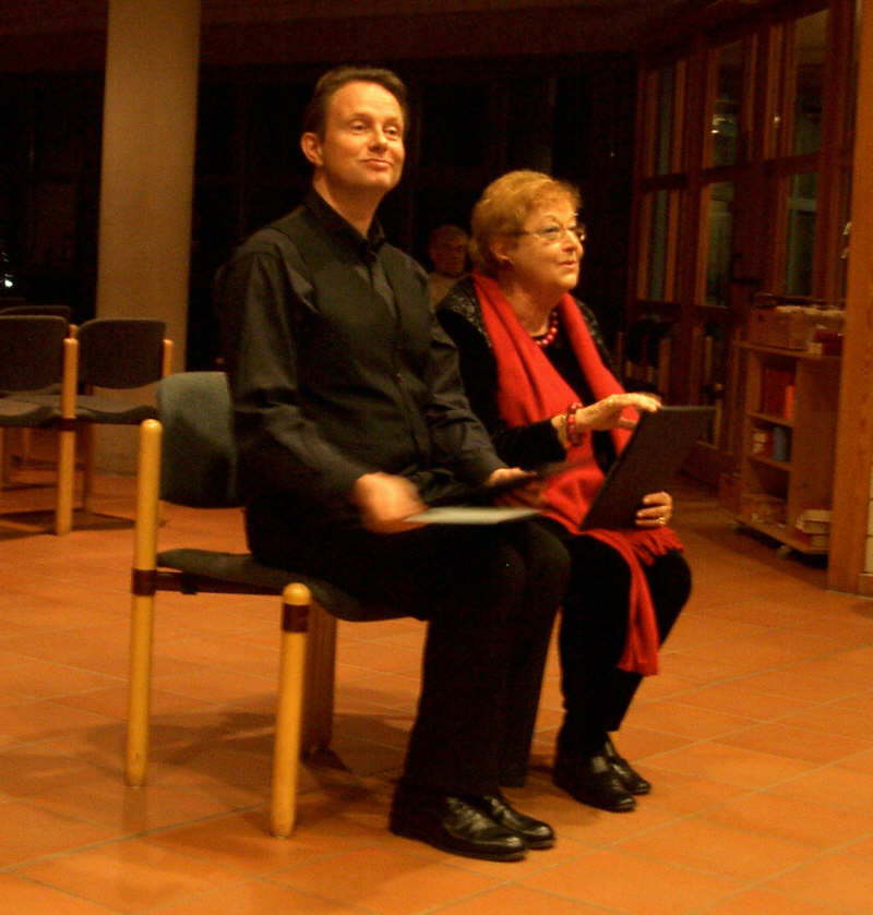 db 6 Frau Meyer und Herr Lindemeier beim Vortraga1